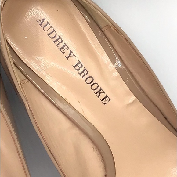 Audrey Brooke Beige & Cream Women’s - Shoes Size US8 - Pre-Loved - Picture 2 of 11